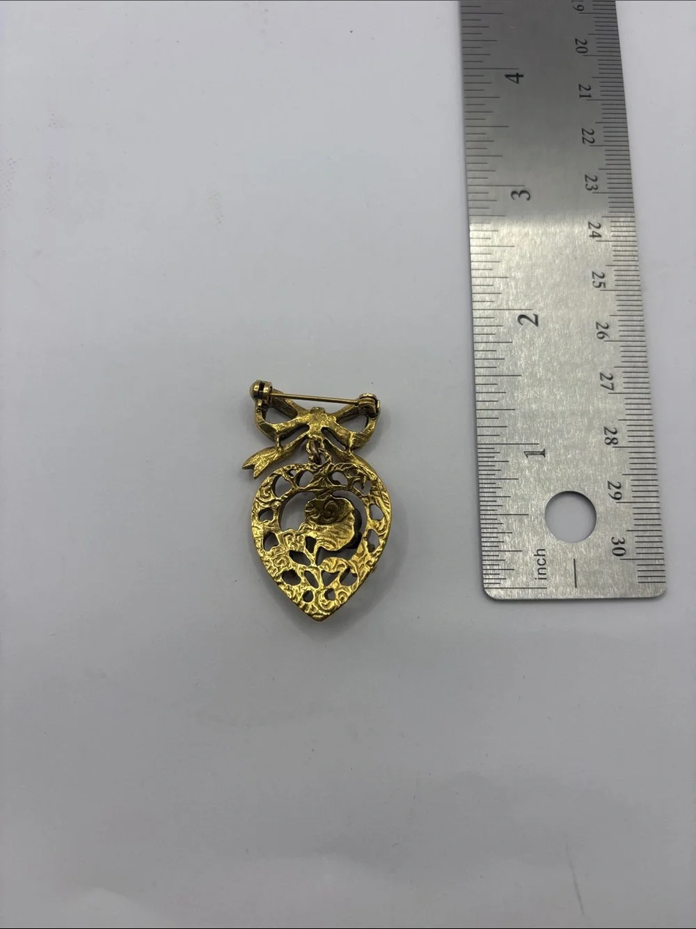 1928 Gold-Tone Heart Brooch with Pink Flower and Green Leaves